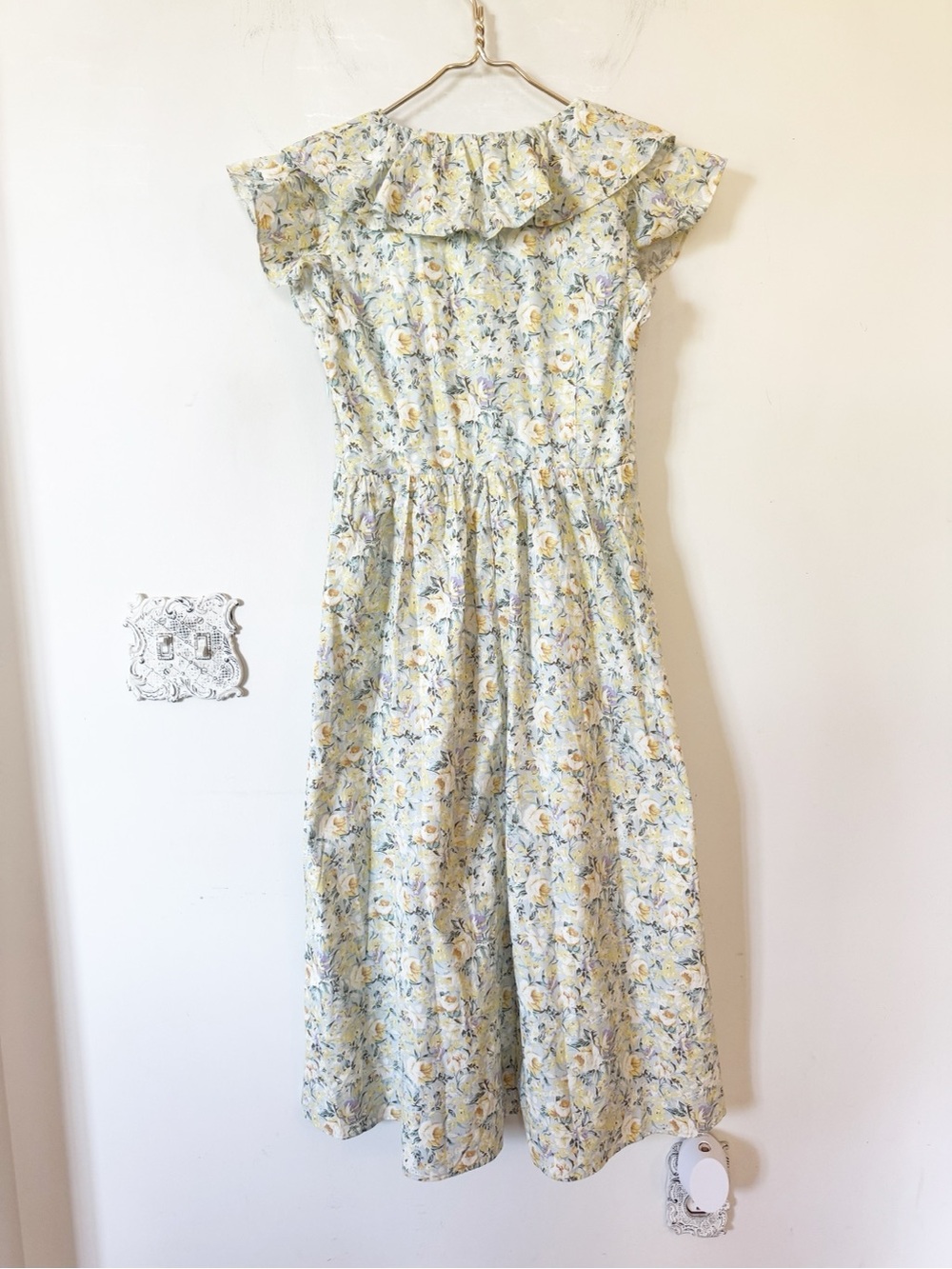 NWT O.P.T. Kate Yellow and Mint Green Floral Ruffle Flitter Sleeve Midi Dress M - Picture 10 of 12